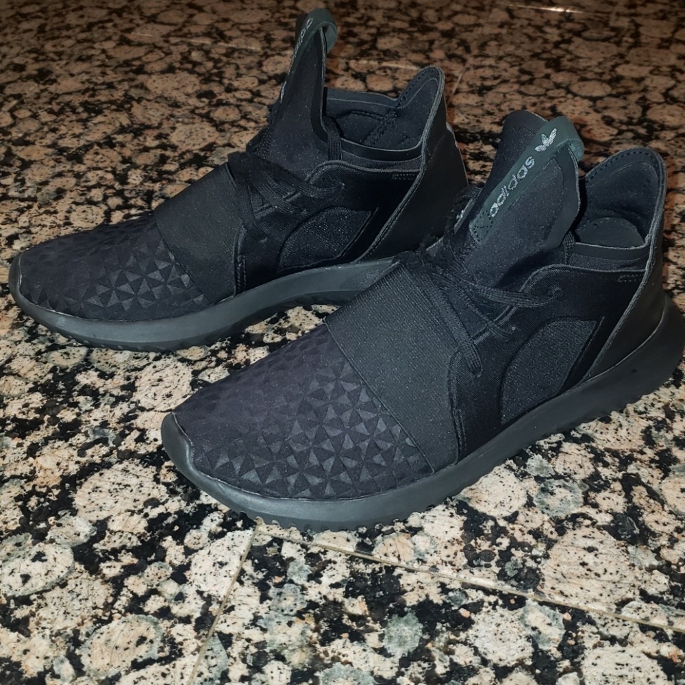 Adidas Tubular Defiant